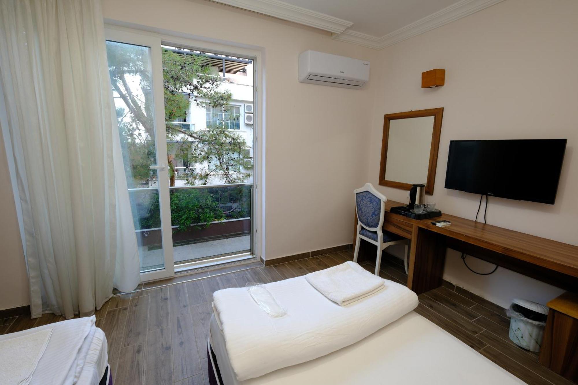 Standard Triple Room,1572982379:JPEG